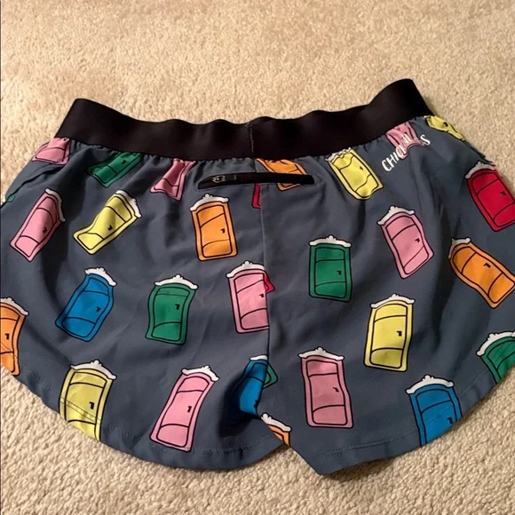 Women’s CHICKNLEGS running shorts - Picture 6 of 6